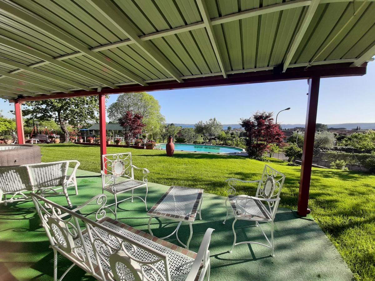 La Cupoletta Holiday House -Magnolia Trevignano Romano Bagian luar foto