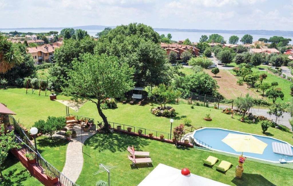 La Cupoletta Holiday House -Magnolia Trevignano Romano Bagian luar foto