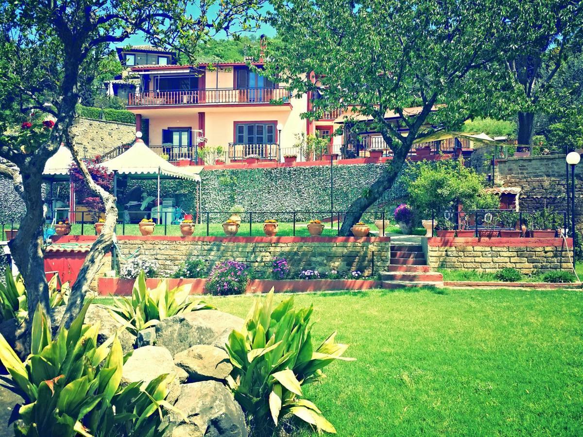 La Cupoletta Holiday House -Magnolia Trevignano Romano Bagian luar foto
